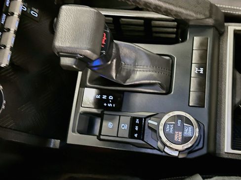 Used 2025 Toyota Tacoma TRD Off-Road AWD/4WD image 25
