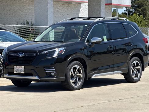 Certified 2024 Subaru Forester Touring AWD/4WD image 7