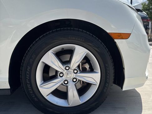 Used 2018 Honda Odyssey EX image 28