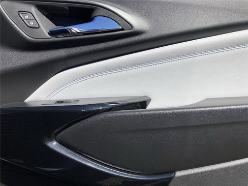 New 2026 Chevrolet Trax LT w/ Driver Confidence Package image 14