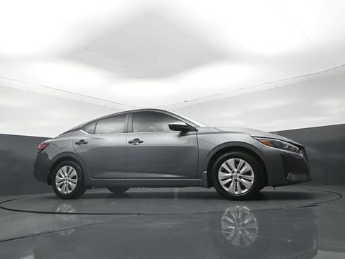 Used 2025 Nissan Sentra S w/ Lighting Package FWD image 33