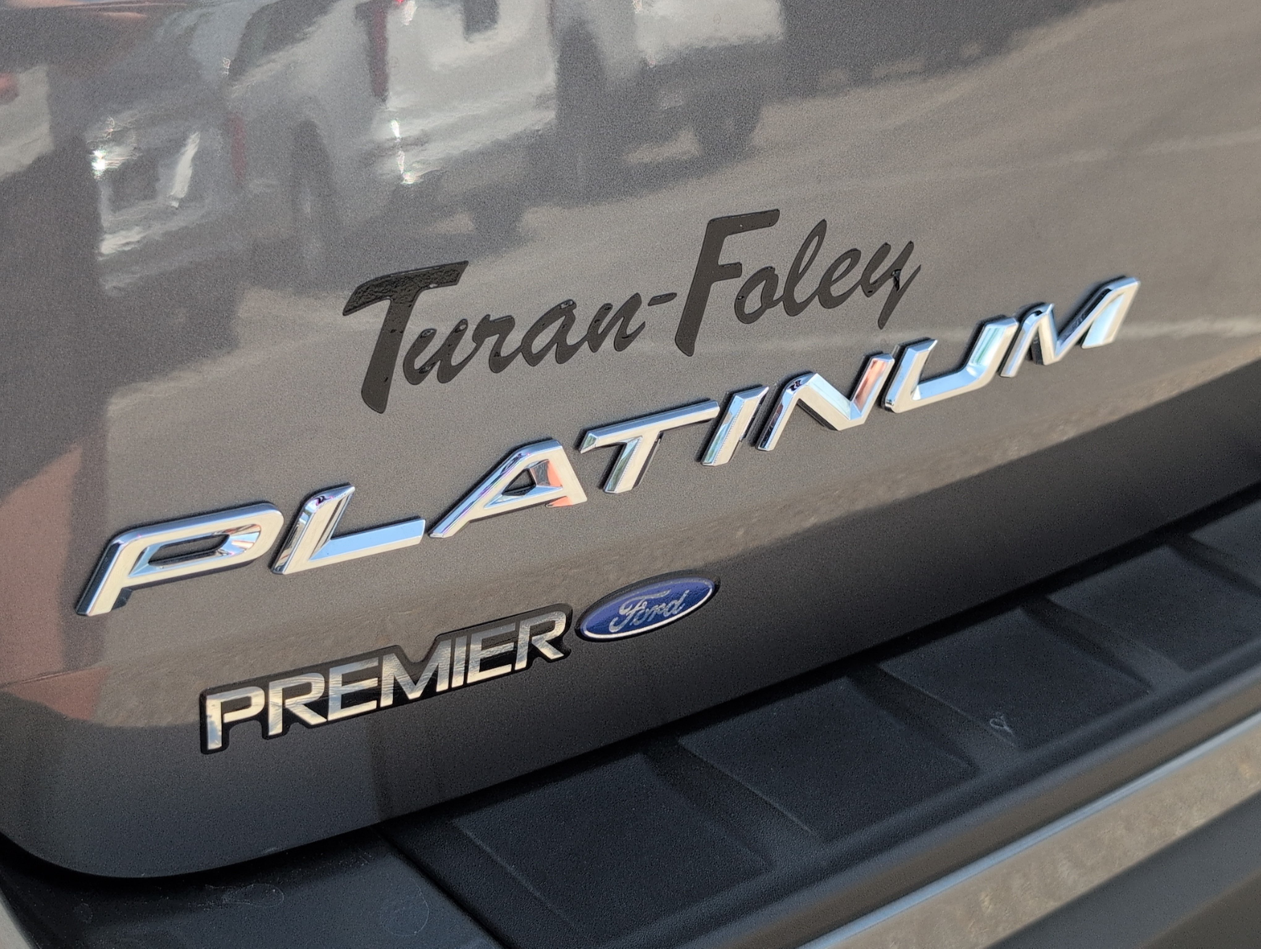 Used 2025 Ford Explorer Platinum w/ Ultimate Package RWD image 6