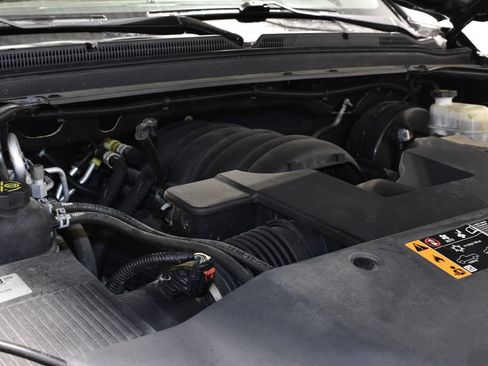 Used 2020 Chevrolet Tahoe Premier AWD/4WD image 35