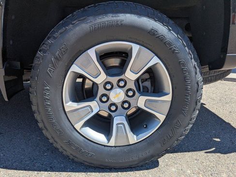 Used 2017 Chevrolet Colorado Z71 AWD/4WD image 27