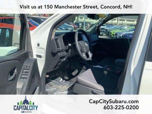 Used 2022 Nissan Frontier S AWD/4WD image 12