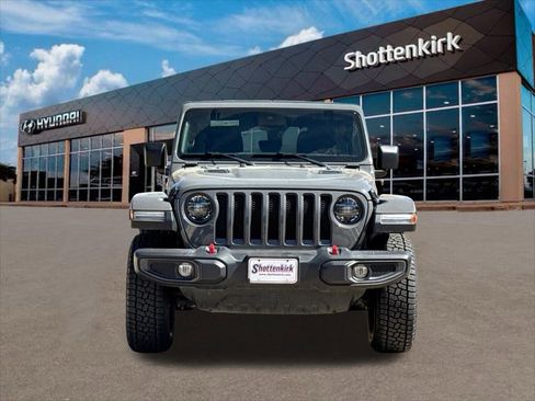 Used 2022 Jeep Wrangler Unlimited Rubicon w/ LED Lighting Group image 2