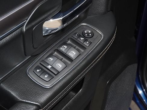 Used 2023 RAM 1500 Warlock AWD/4WD image 29