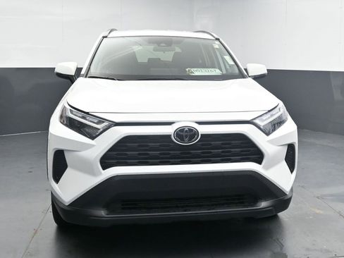 Used 2022 Toyota RAV4 XLE w/ XLE Grade Weather Package image 3