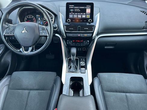 Used 2024 Mitsubishi Eclipse Cross SE image 13