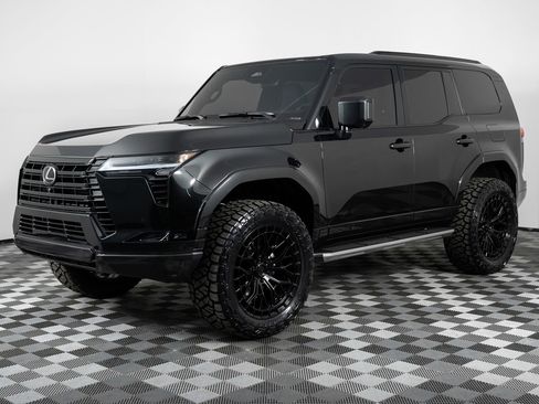 Used 2025 Lexus GX 550 image 1
