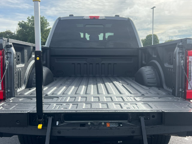 Certified 2024 Ford F350 Platinum w/ FX4 Off-Road Package AWD/4WD image 8