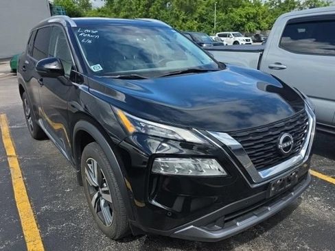 Certified 2023 Nissan Rogue SL w/ SL Premium Package AWD/4WD image 3