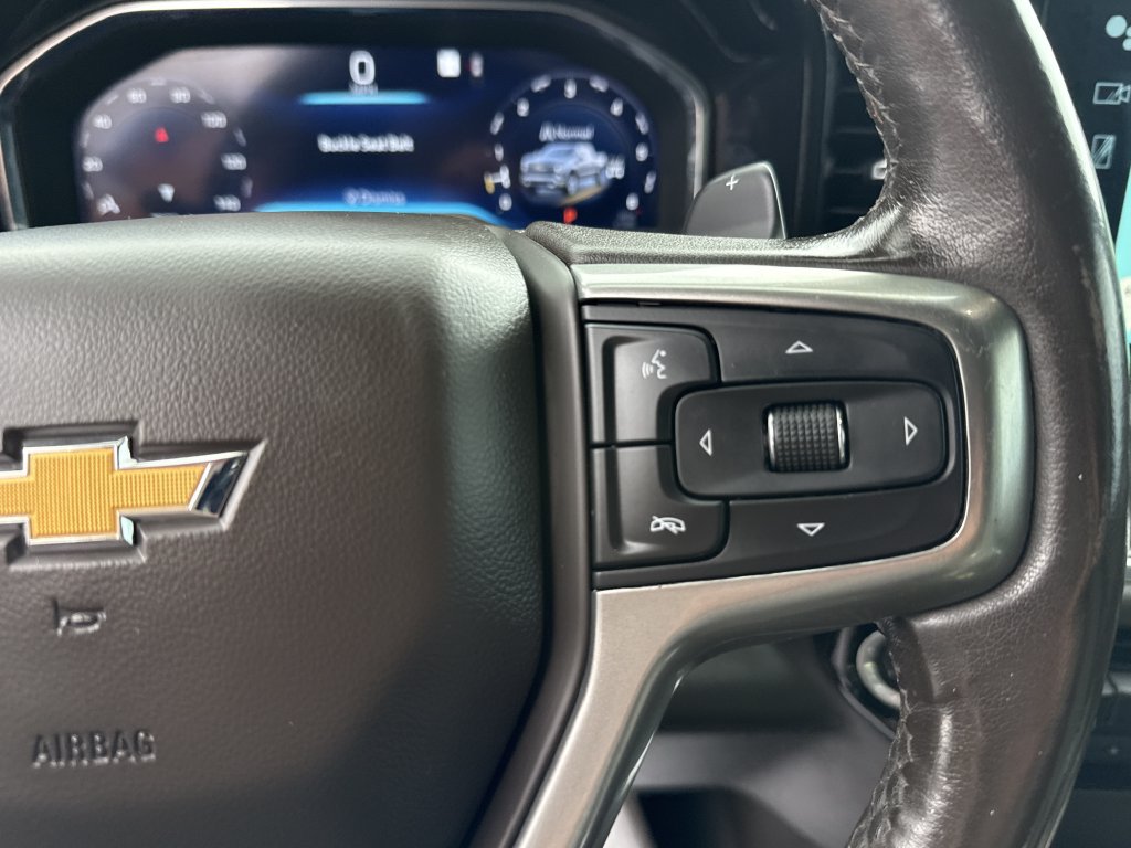 Used 2022 Chevrolet Silverado 1500 LTZ w/ LTZ Premium Package AWD/4WD image 22