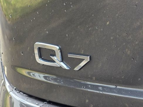 Used 2019 Audi Q7 3.0T Prestige w/ Prestige Package AWD/4WD image 22