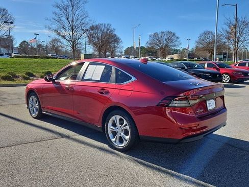 Used 2025 Honda Accord LX image 7