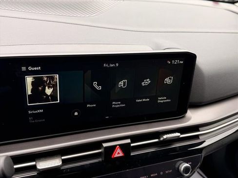 New 2026 Kia Sportage EX image 16