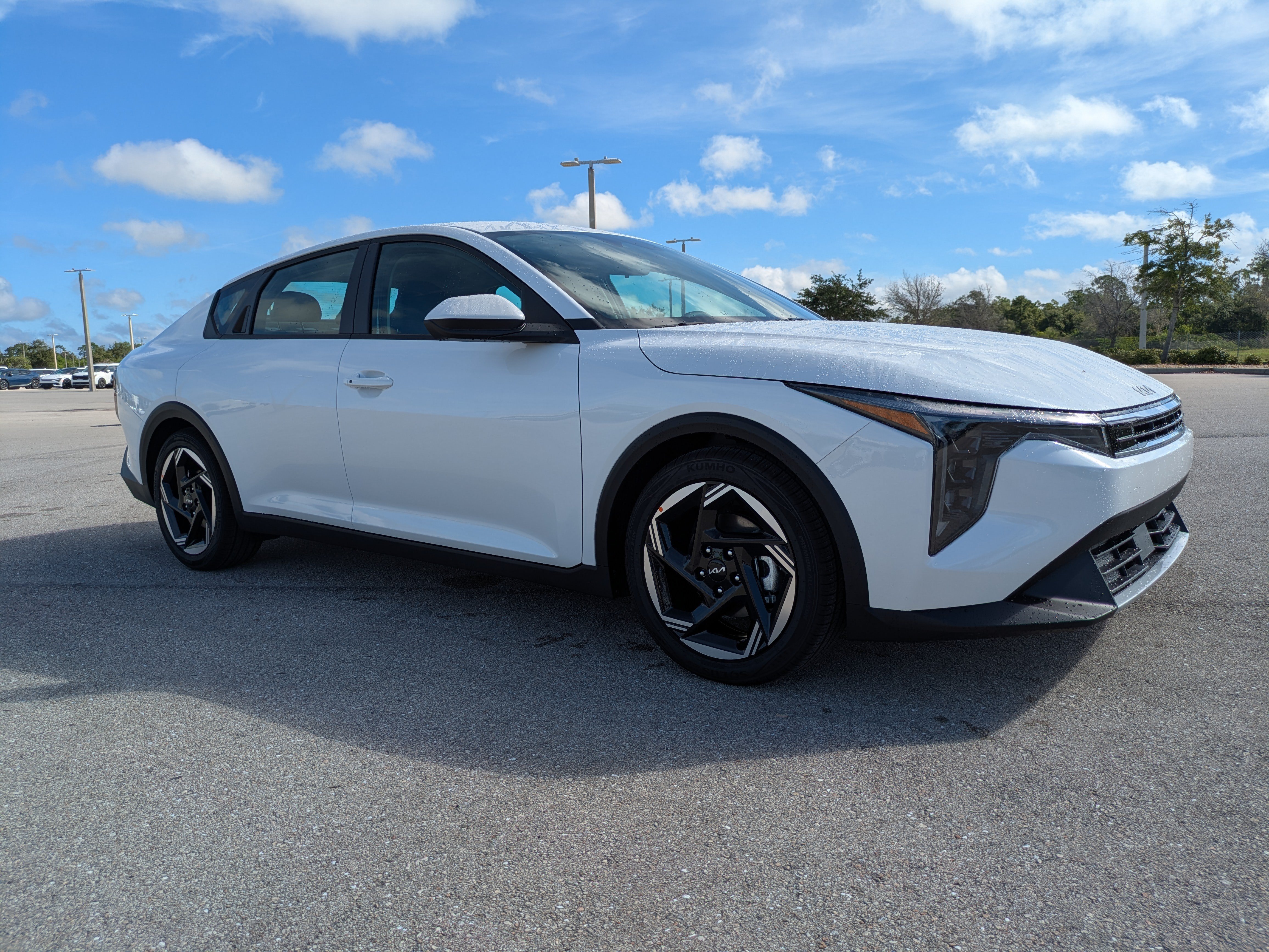 New 2026 Kia K4 EX FWD image 2