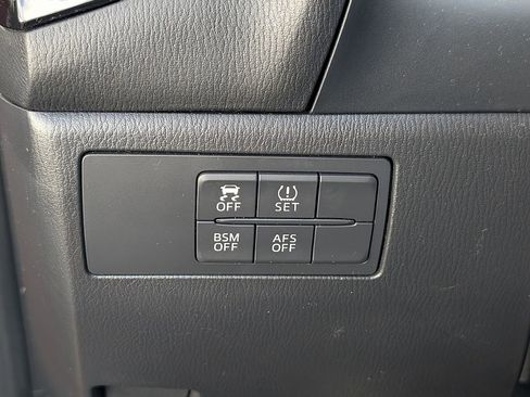 Used 2016 MAZDA MAZDA3 s Grand Touring image 9