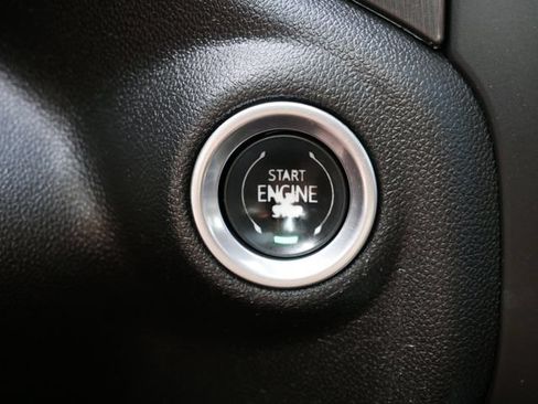 Used 2022 GMC Sierra 2500 AT4 w/ AT4 Premium Plus Package AWD/4WD image 22