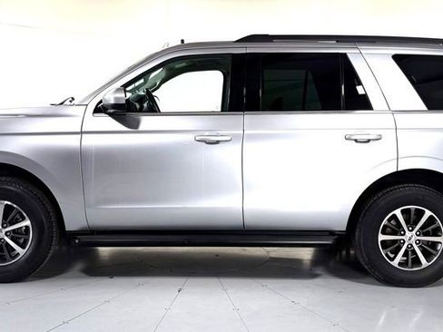 Used 2021 Ford Expedition XLT AWD/4WD image 6