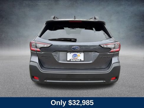 Used 2025 Subaru Outback Onyx Edition image 4