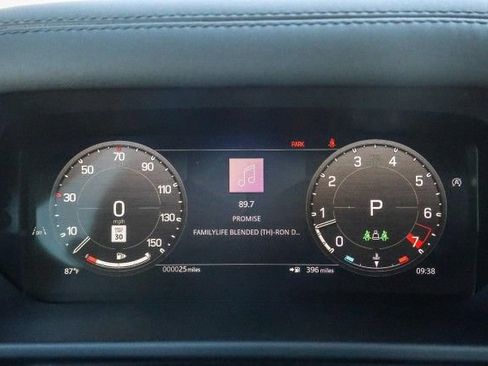 Used 2025 Land Rover Defender 110 S AWD/4WD image 22