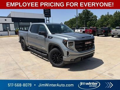 New 2026 GMC Sierra 1500 Elevation w/ Elevation Select Package