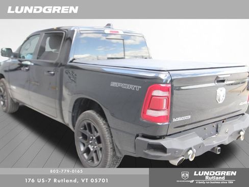 Used 2023 RAM 1500 Laramie AWD/4WD image 5