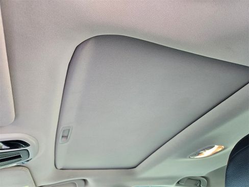 Used 2022 Subaru Legacy Limited image 33