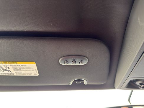 Used 2017 Dodge Grand Caravan GT FWD image 24