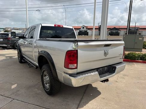 Used 2012 RAM 2500 ST w/ Chrome Appearance Group AWD/4WD image 3