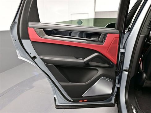 Used 2025 Porsche Cayenne GTS image 16
