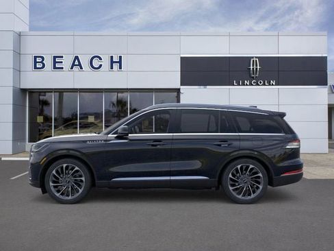 New 2025 Lincoln Aviator Reserve w/ Illumination Package image 3