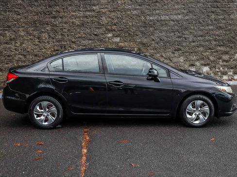 Used 2013 Honda Civic LX image 4