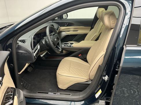 Certified 2024 Cadillac Lyriq Sport w/ Nappa Leather Package image 3