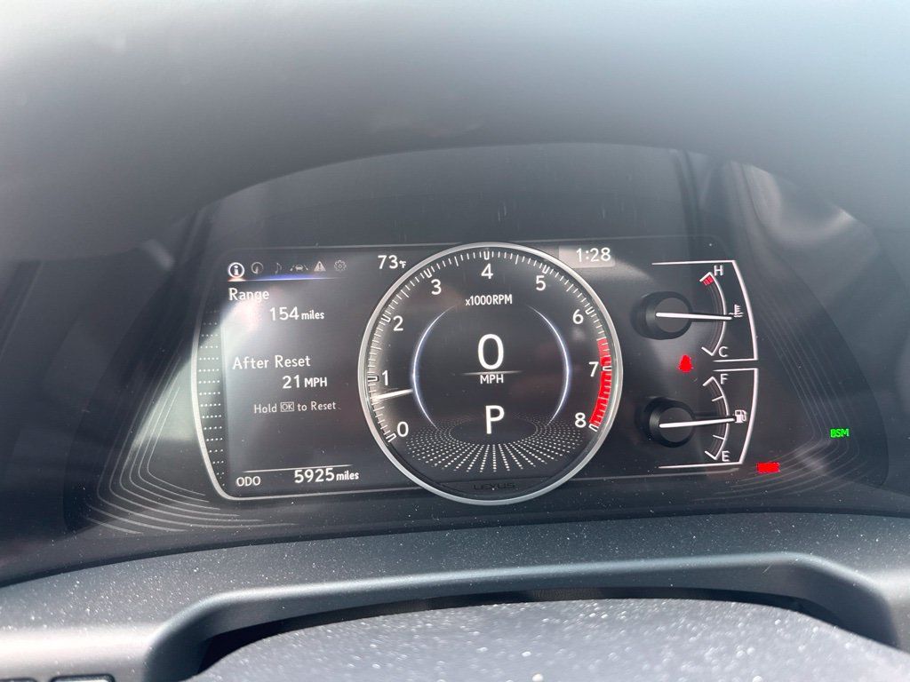 Used 2025 Lexus ES 350 Ultra Luxury FWD image 8