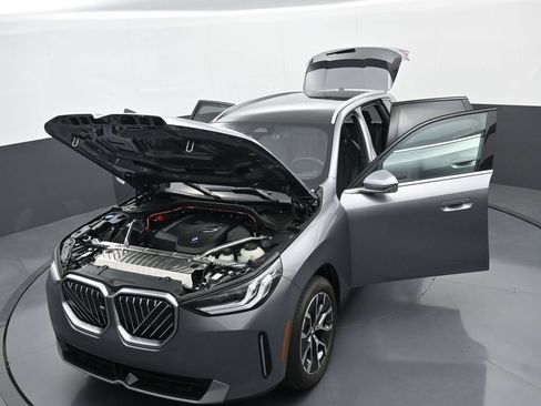 New 2026 BMW X3 xDrive30i w/ Premium Package AWD/4WD image 37