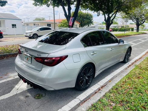 Used 2018 INFINITI Q50 Luxe w/ Essential Package (3.0T Luxe) image 5