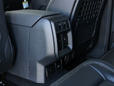 New 2026 Ford Bronco Badlands AWD/4WD image 21