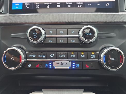 Used 2024 Ford F350 Platinum AWD/4WD image 16