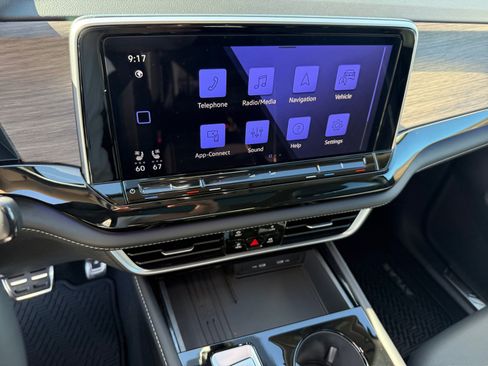 New 2026 Volkswagen Atlas SEL Premium R-Line AWD/4WD image 12