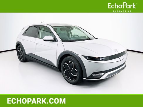 Used 2024 Hyundai Ioniq 5 SEL image 1