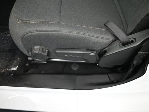 Used 2024 Jeep Gladiator Sport image 13