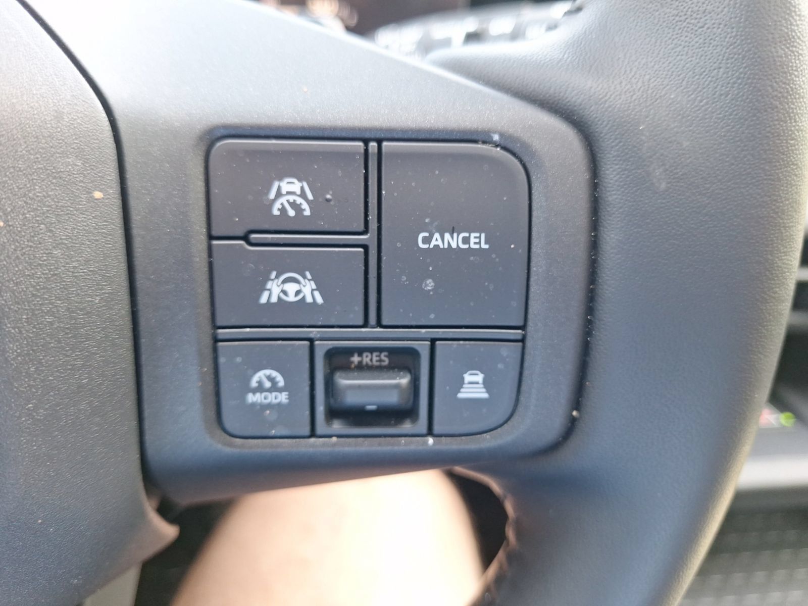 Used 2026 Toyota RAV4 XSE w/ Panoramic Sun Roof Package AWD/4WD image 20