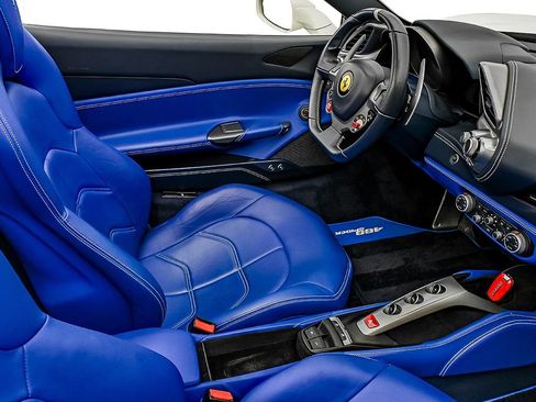 Used 2017 Ferrari 488 Spider RWD image 20