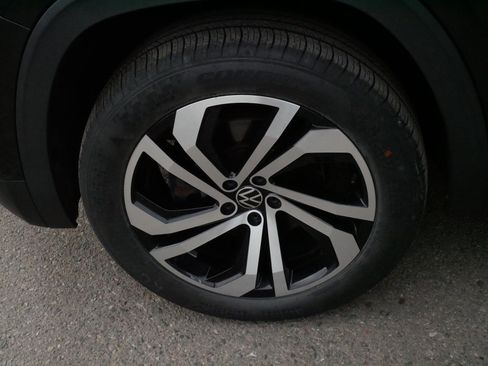 Used 2022 Volkswagen Atlas SEL image 15