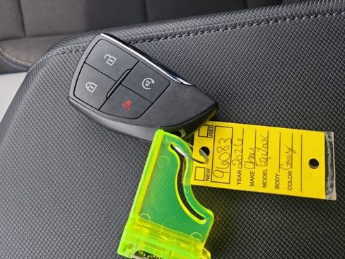 Used 2026 Chevrolet Equinox EV LT FWD image 30