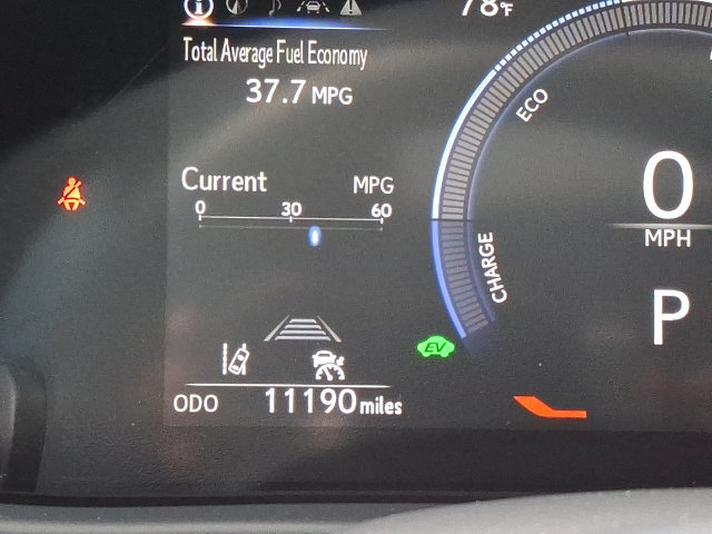 Used 2025 Lexus UX 300h FWD w/ Accessory Package (Z2) image 19