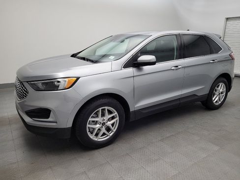 Used 2024 Ford Edge SEL image 2