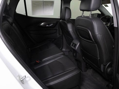 Certified 2022 GMC Terrain SLT w/ Elevation Edition image 38